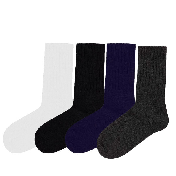 Socken aus 80% Schurwolle ONLY